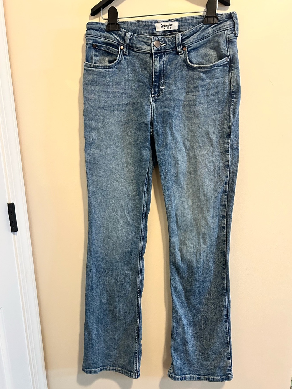 Wrangler Women’s Retro Flare Jeans - Light Blue Wash